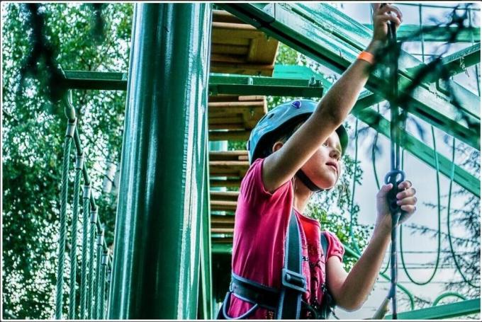 16mm 6줄 PET 또는 PP 야외 복합 놀이터 로프 등산망 10