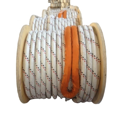 높은 팽창력 40mm 44mm 48mm 56mm 64mm UHMWPE 코어 폴리에스터 커버 선박 매킹 로프 HMPE 끌 로프